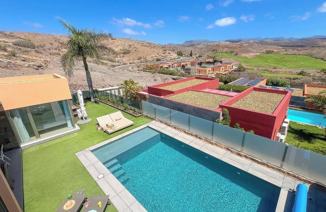 Par 4 Home 13 Salobre by VillaGranCanaria