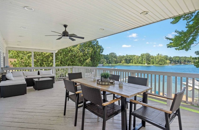 Paradise at Maston - Sleeps 10 - Private Beach