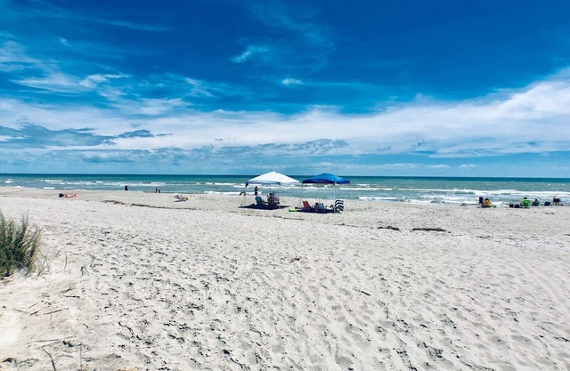 Paradise Beach House #2 Direct Oceanfront Condo. (OCEAN LEVEL GROUND FLOOR)