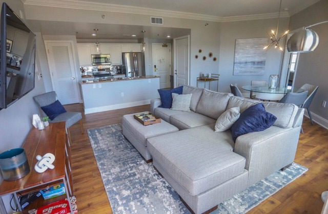 ★ Paradise. Modern. Lake View. Free 200 Dollar Gift Card