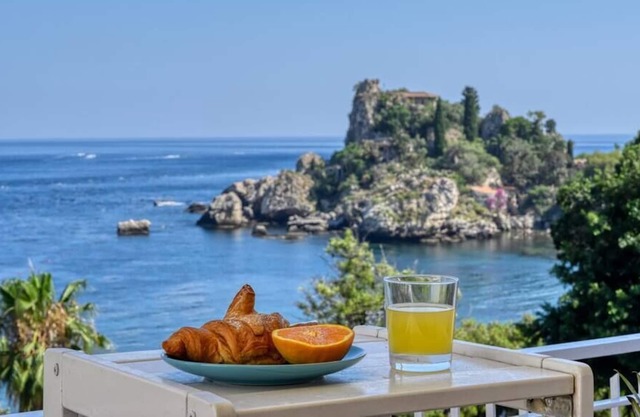 Paradisea Taormina with terrace front sea
