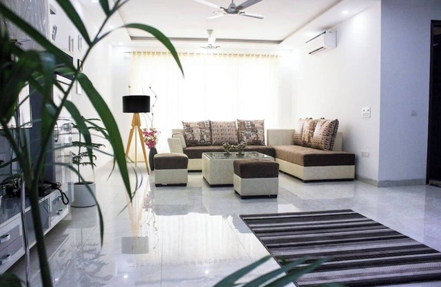 Parfait Street 3Bhk Service Apartment Near Fortis