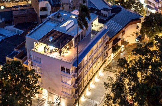 Park V Hotel & Suites