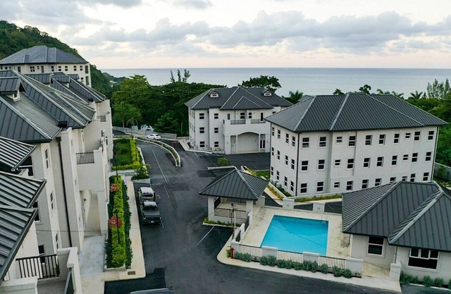 Partial Ocean View Luxury Apartment, Amenities, and Private Chef