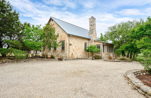 Parvin's Cottage at Riven Rock Ranch in Comfort TX