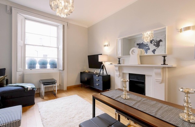 Pass the Keys | Lovely 2-bedroom flat in Pimlico w/outdoor patio