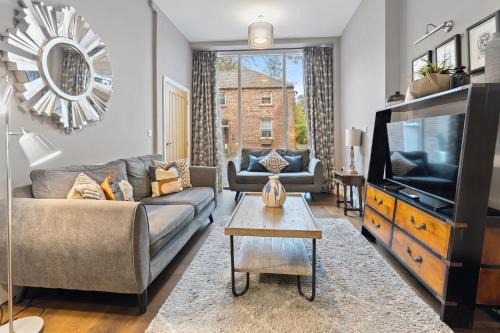 Pass the Keys No. 1 - Laurel Cottage