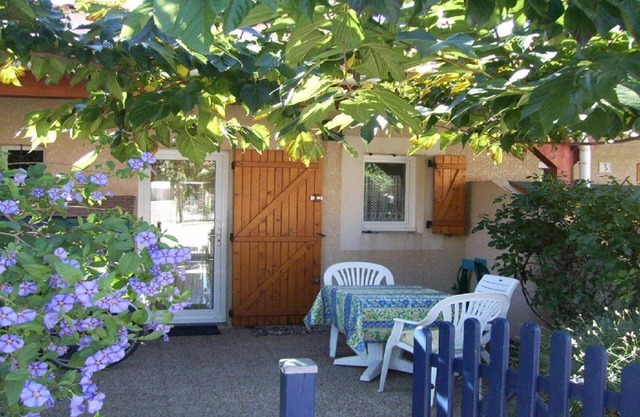 Peace and relaxation between nature reserve and sea for families, wifi