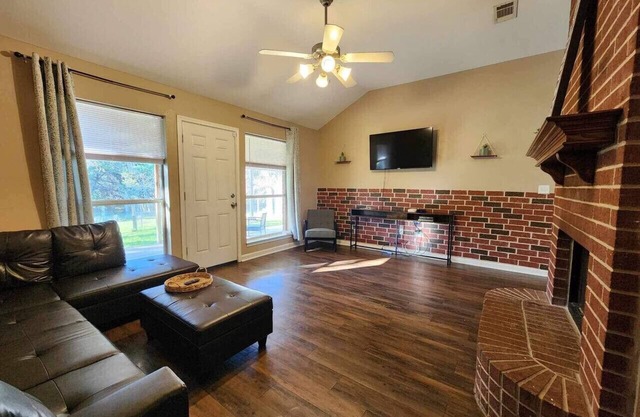 Peaceful 3BR Home | Family-Friendly | Near Lake & UMHB