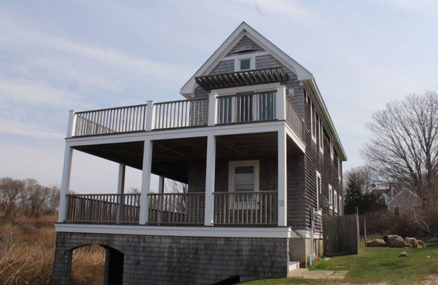Peaceful, Breezy, Pet Friendly Getaway!