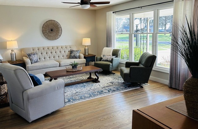 Peaceful Haven ~ 4 BR, 5 Beds/5 TVs ~ Pet friendly