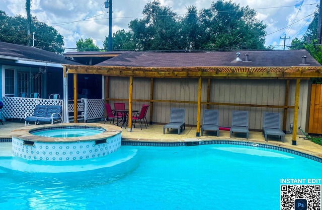 Peaceful Home 10 minutes to Downtown, Shopping mall, Restaurants and Night Clubs