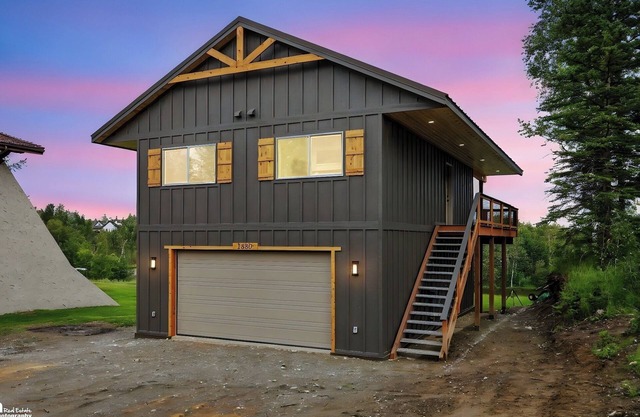 Peaceful with views, brand new, 2-bedroom, 2 bathroom house on Finger Lake.