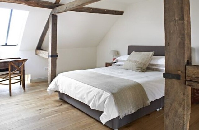 Pear Tree Cottage, Manor Farm Courtyard Cottages