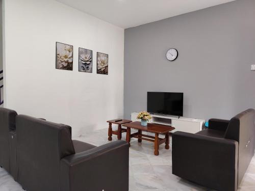 Pearl Villa 5 Bedroom Unit 6