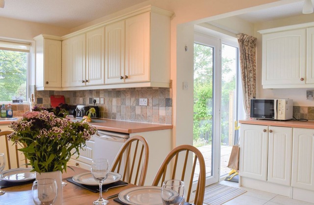Penhayes View is the perfect base for five guests to explore the Devon beaches, cycle alongside the