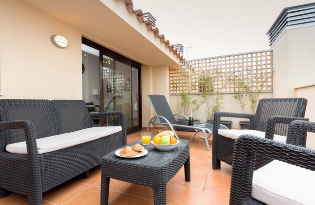 Penthouse 25 km from Barcelona , matarolux1