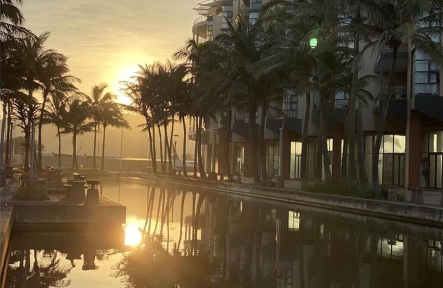 Penthouse Four Bedroom Apartment Seaview
