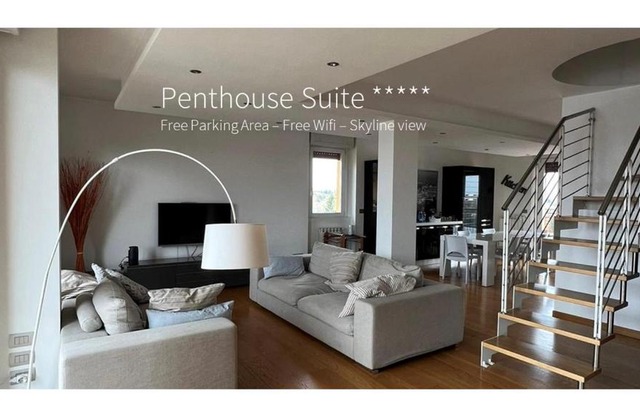 Penthouse Suite - Skyline view