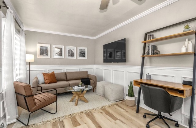 Perfect 2BR Modern Ranch!