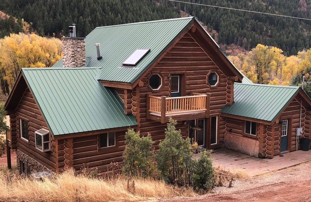 Perfect cabin for family fun and large groups, on a private 17 acre property.