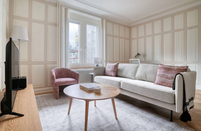 Perfect Enge 2BR w/Private W/D, near Central Market, by Blueground