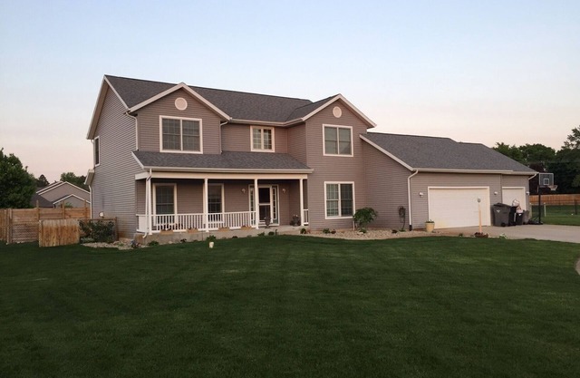 Perfect House for GameDay! (Heated In-Ground POOL!)