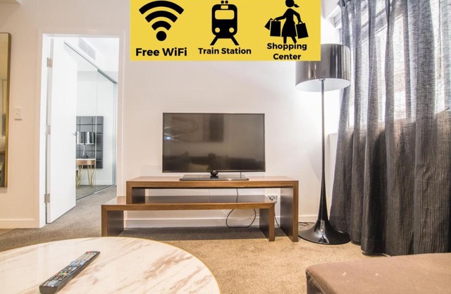 Perfect location 1bed apt