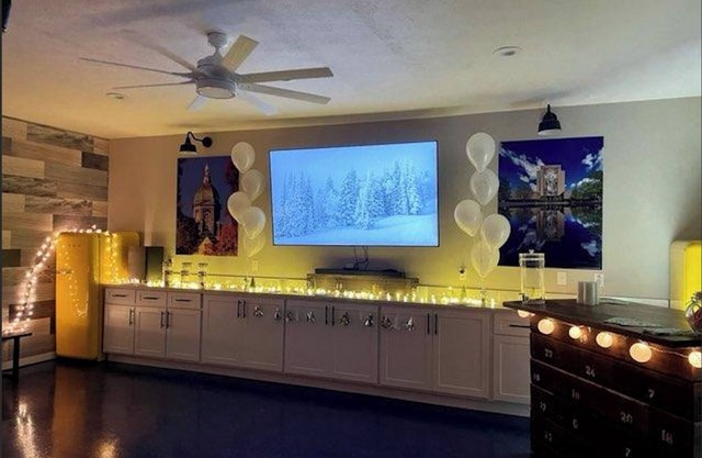 Perfect Notre Dame House Located Two Blocks from Eddy Street Commons and campus!