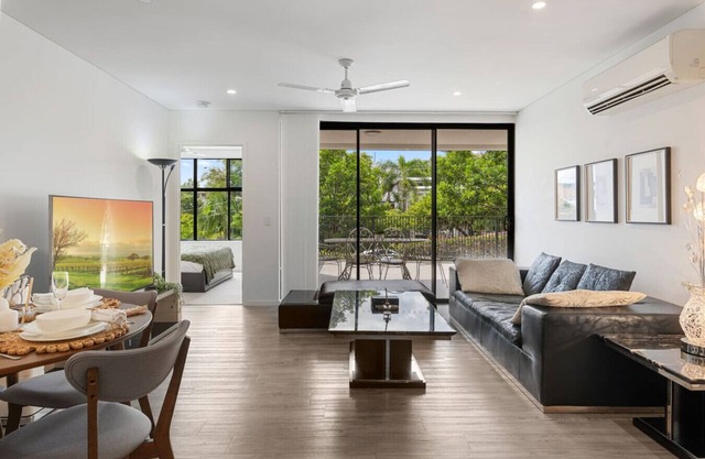 Perfect Spot Near CBD & UQ | Spacious 2Beds Apt