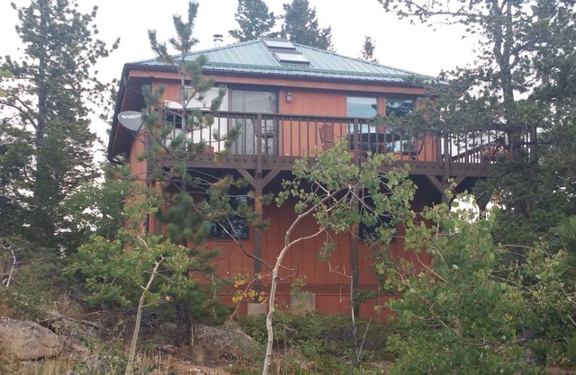 Perseid Meteor Shower Aug 10-13nnSecluded 2 story mtn hm, views. 3 BR/2 BA
