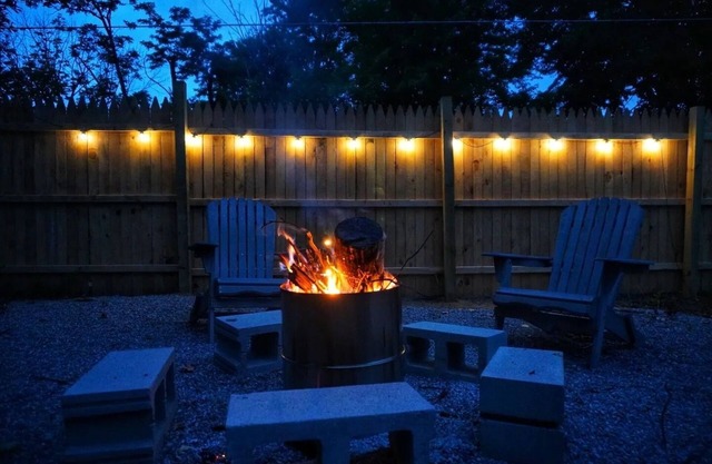 Pet Friendly, 45 min from Hocking Hills, Firepit