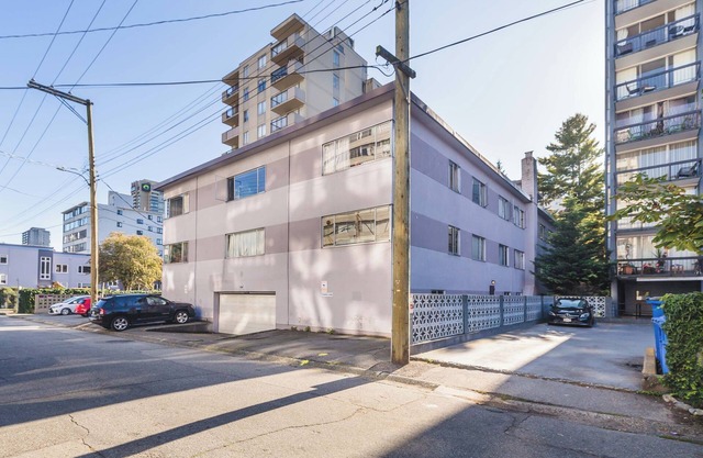 Pet Friendly Furnished One Bedroom#1925 Nelson