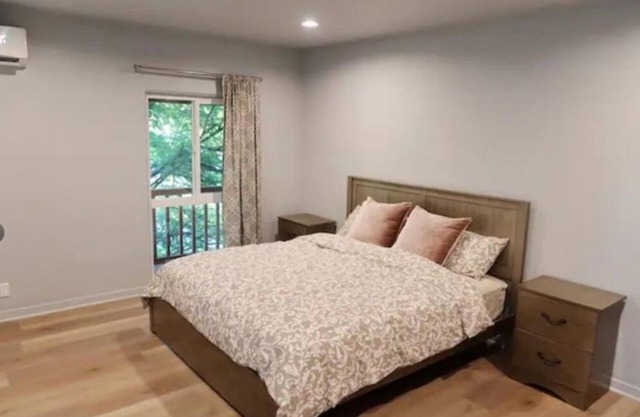 Pet friendly-Rose Parade route-2-bedroom house walk to PCC, Cal Tech