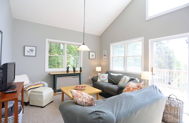 Pet Friendly Waterville Estates Private Home for relaxation in the White Mountains! (WT50E)