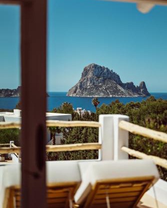 Petunia Ibiza, a Beaumier hotel