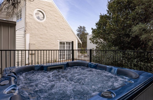 Phillip Island Hot Springs Retreat