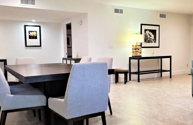 Pickleball, Tennis, Pool Spa, Bike Trail, Private, Pet Friendly, Family Friendly