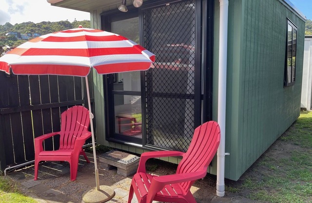 Piha Timeout Petite In the Hub