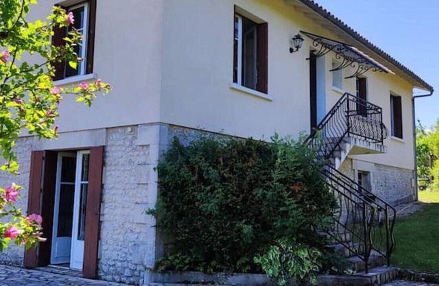 Pillac · Les Côtes A perfect family getaway with stunning views