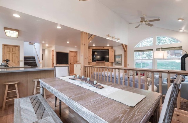 Pine in the Woods | Luxury with a Game Room