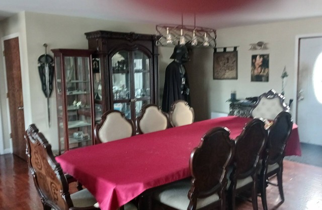 PineBay Hideaway!nTwo bedroom, 1 bath, private area. Sleeps 5 plus pullout sofa.