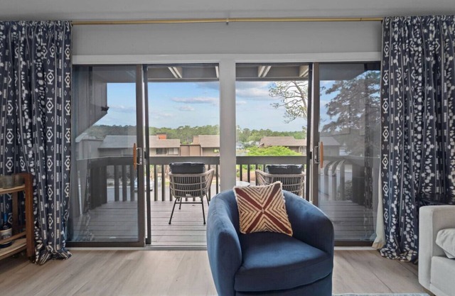 Pinehurst - Lakeview 2BR w/pool