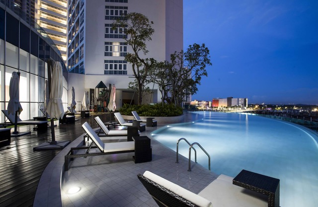 Pinetree Marina Resort