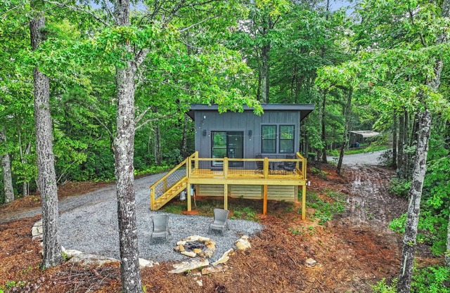 Pisgah Peak-Brand New with Views!