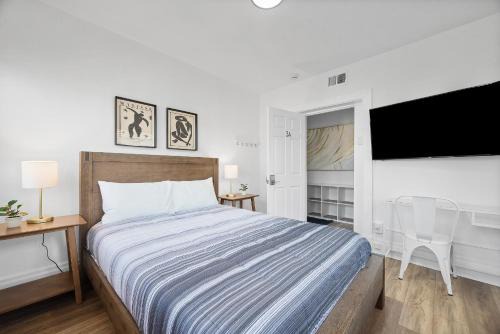 Pittsburgh Shadyside 3A Bright and Stylish Private Bedroom with Shared Bathroom