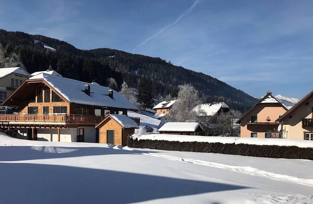 Plushy Holiday Home in Sankt with 2 Saunas and bubble baths