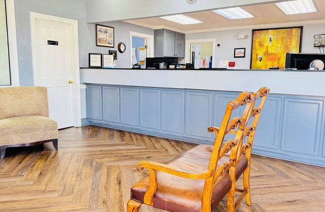 Plantation Oaks Suites & Inn