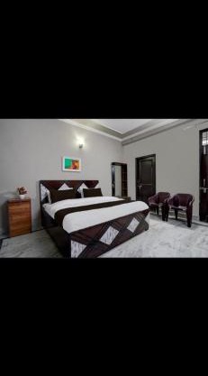 PLAY SHIVANYA RESIDENCY couple friendly