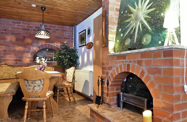 Pleasant apartment in Thuringian Forest with garden